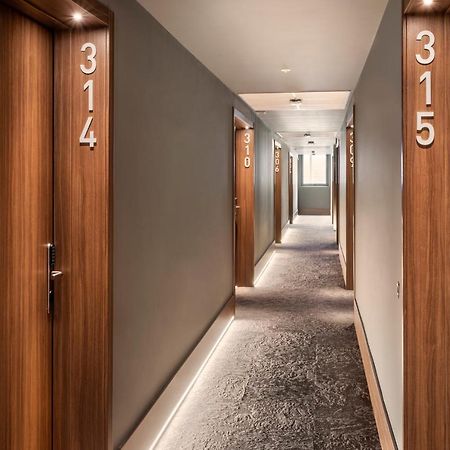 B&B Hotel Lisboa Оейраш Екстериор снимка