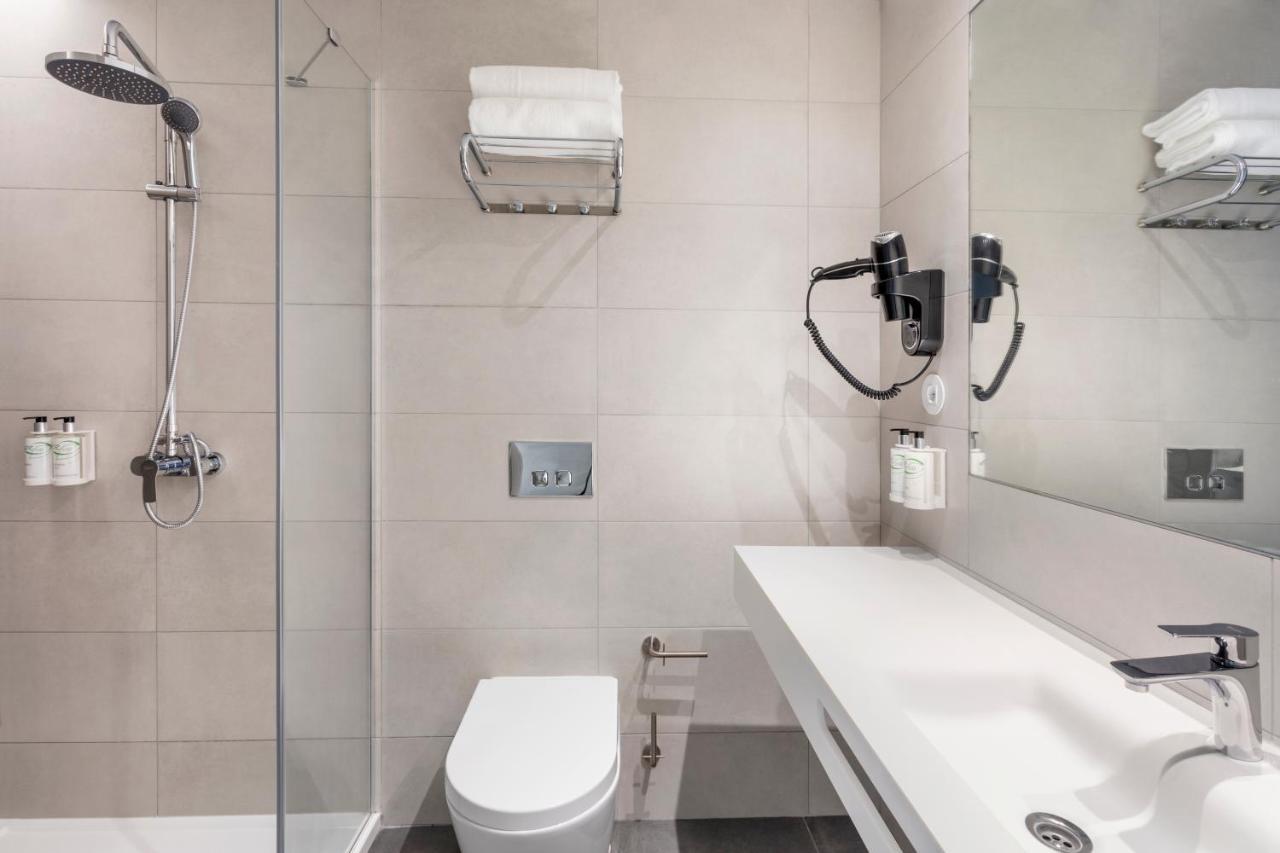 B&B Hotel Lisboa Оейраш Екстериор снимка